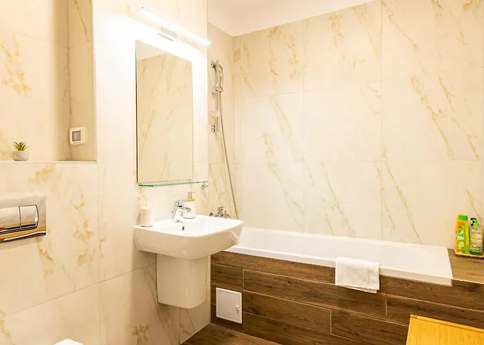 Avenue Of Mara * Timişoara