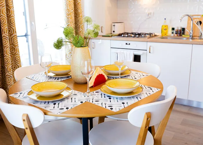 Avenue Of Mara * Timişoara